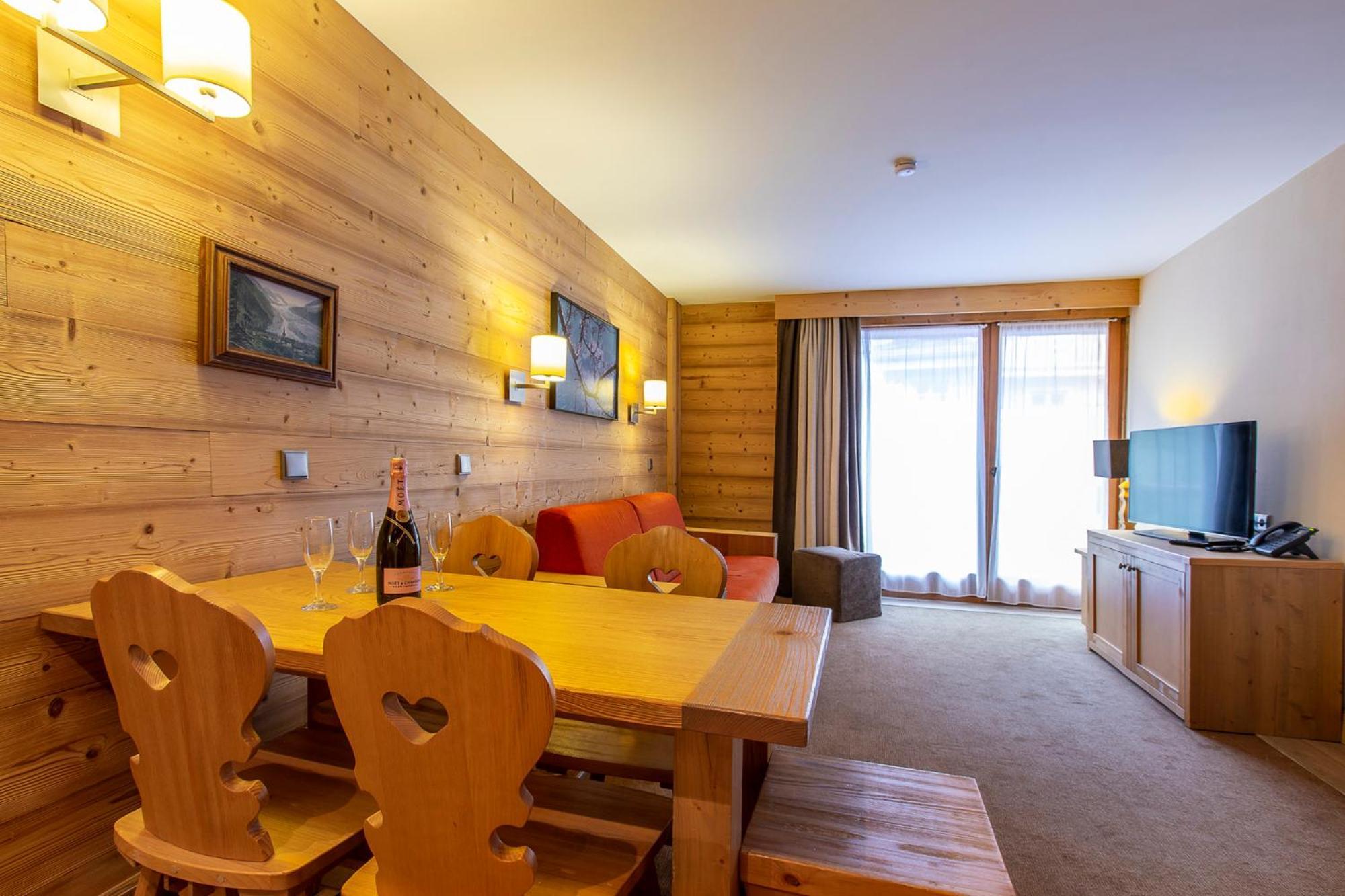 Residence Les Chalets Du Forum - Courchevel 1850 Bagian luar foto
